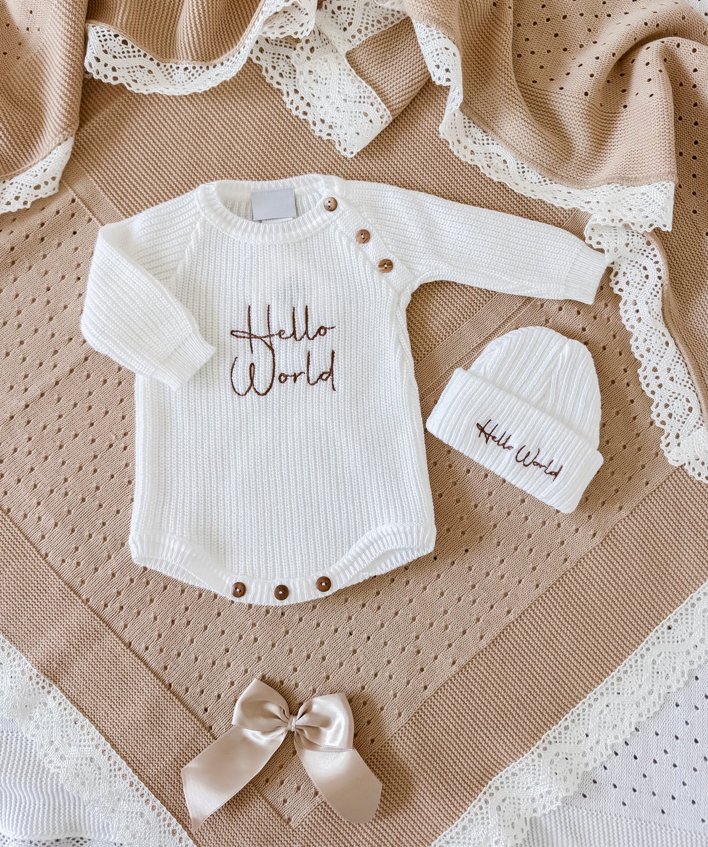 Hello World Set - White