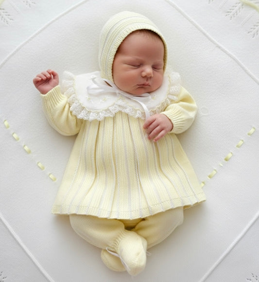 Yellow Lace Collar Set